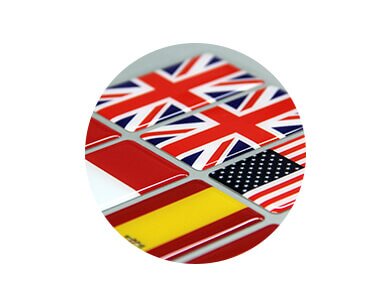 Resinagem de adesivos resinados, etiquetas resinadas, brindes resinados, artesanatos resinados, eletroeletrônicos resinados, encapsulamentos resinados, embarcações navais resinadas e comunicações visuais resinadas.