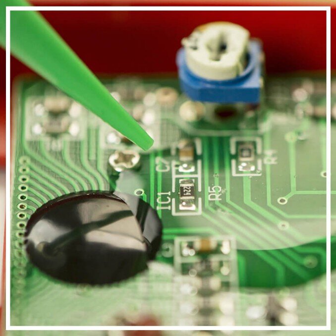Resinagem de eletroeletrônico, hardware e circuíto elétrico resinados