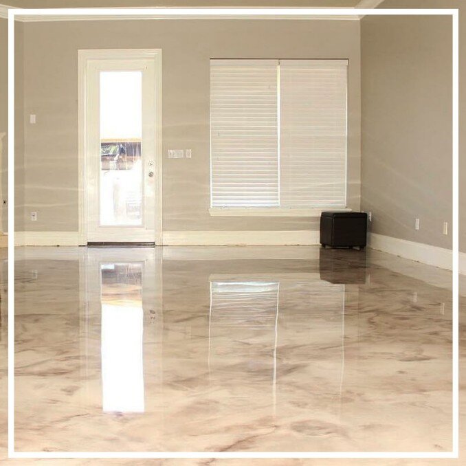 Resinagem de piso industrial resinado, porcelanato líquido resinado, piso monolítico de resina resinado e piso de resina autonivelante resinado com auto-brilho, durabilidade e acabamento impecável.